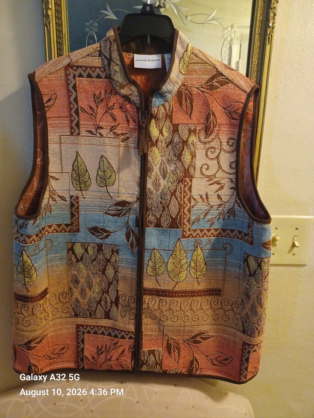 Alfred Dunner Multicolor Leaf-Pattern Zip Vest